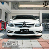 TWL台灣碳纖 BENZ W204 09 08 10 11年美規 C300 AMG 前保桿專用 下通風網