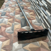 Cangkul garuk rumput pembersih rumput penyiang gulma Bahan Gergaji Slendang Asli Kuat Super Tajam