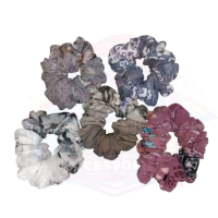 Scrunchie Motif Eksklusif – Ikat Rambut Kain Corak Estetik & Vintage.