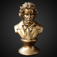 Beethoven's head sculpture ornaments musical figures statues great celebrities decorative art ornaments on the piano