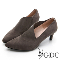 GDC-時尚小姐姐不規則剪裁素色基本尖頭低跟鞋-灰色