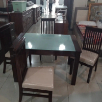 Meja Makan Kayu Jati Minimalis Kursi 6 & 4 termasuk Kaca Model Kaca Es