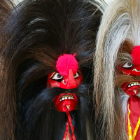 Ganongan pakem Ponorogo rambut full kuda hitam.