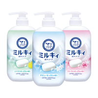 【日本牛乳石鹼】牛乳精華沐浴乳500ml(乳木果油/角鯊烷/玫瑰花香/柚子果香/清新皂香)