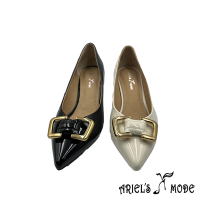 Ariels mode俐落率性金屬飾釦鏡面光澤感羊漆皮尖頭酒杯跟鞋-黑色