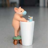 創意勵志口罩動物擺件可愛小豬卡通公仔裝飾品禮物精致治愈系桌面