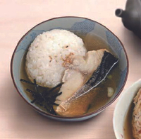 日式烤鯖魚烏龍茶泡
