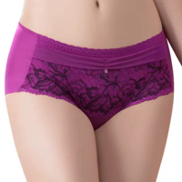 【思薇爾】撩波葉之舞系列M-XL蕾絲中低腰平口內褲(緋紫色)