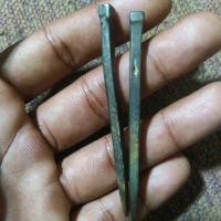 Jimatan Larungan Temuan Asli Dengan Desain Unik Dan Detail Halus Untuk Koleksi Anda