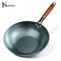30-34cm Chinese Traditional Iron Wok Handmade Large Wok with Wooden Handle Frying Pan Non-stick Wok Gas Cooker Kitchen Cookware