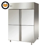 Upright chiller 4pintu master cool