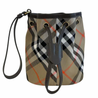 【BURBERRY 巴寶莉】格紋帆布小款水桶手拿手提包(咖啡色)