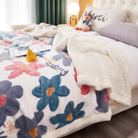 Warm Lamb Cashmere Winter Blanket for Beds Flower White Coral Fleece Throw Sofa Quilt Cover Bedspread Fluffy Plaid Blankets