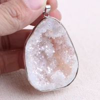 Natural Agate Crystal Hole Female Pendant Sweater Chain Stone Necklace Amethyst Geode Minerals Healing Pendant Jewelry