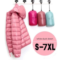 Women's large size thin lightweight down jacket 2023 autumn and winter new styles Women's slim short hooded warm white duck dow