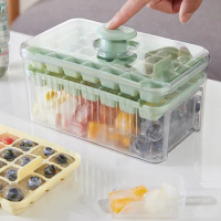 Pressing Ice Tray Ice Box Refrigerator Ice Cube Artifact Silicone Mold with Lid Household Sealed Food Grade Ice Maker