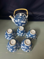 日本回流   華山 青花翻邊 茶杯 茶碗，一共是一壺五杯一起