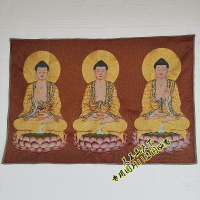 西藏佛像裝飾畫尼泊爾三寶佛掛畫織錦畫絲綢繡金絲刺繡釋迦牟尼佛