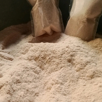 Serbuk Kayu Halus Jati Blanda 100 Gram untuk Dempul, Lem Hardscape, dan Bonsai Aquascape