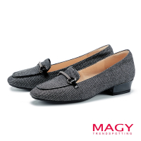 MAGY 馬銜釦布面拼接牛皮樂福低跟鞋-灰色