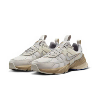 【NIKE 耐吉】休閒鞋 復古運動鞋_女_防水 米白 奶茶_W NIKE V2K RUN GTX(FZ2622002)