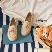 Minx รุ่น Toby รองเท้าโลฟเฟอร์หนังกลับ พื้นนุ่ม ประดับชาร์ม brunch paws สุดคิ้วท์