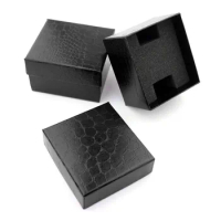 Simple Leather Black Box For Watches Square Imitation Leather Watch Gift Box Crocodile Pattern Wristwatch Case Jewelry Boxes