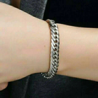 Gelang rantai pria titanium impor silver Aksesoris Kulit