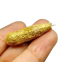 Patung Wesi Kuning Aktif Patung