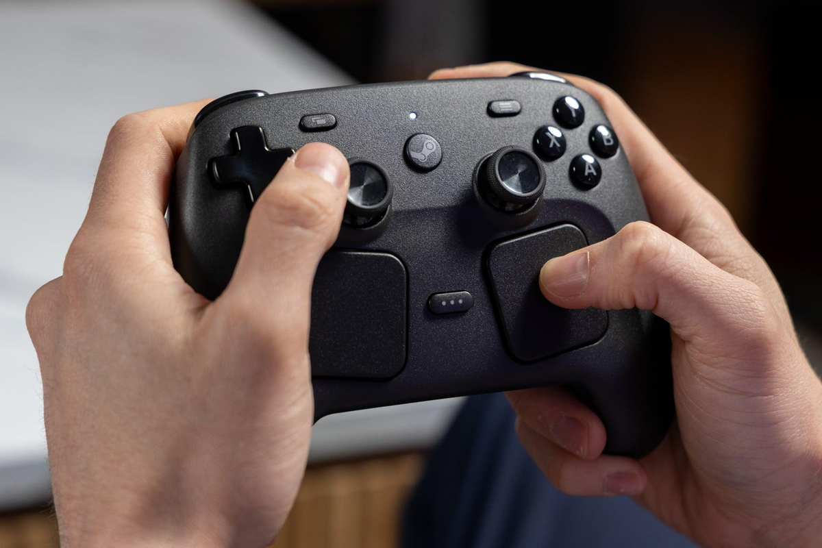 Valve の 99 ドルの Steam Controller は PC ゲーミングの革命だが