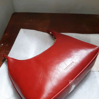 tas brand mossdoom warna merah selempang