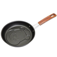 現貨 日本製 小熊維尼 鬆餅烤盤 木頭手柄 鐵製鬆餅盤 Winnie the Pooh pancake pan