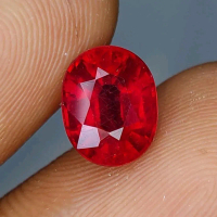 Batu Permata Natural Ruby Corundum