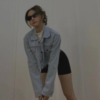 Teagan cropped denim jacket