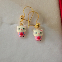 Anting bayi boneka