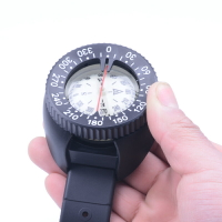 潛水指北針水下50米導航指南針手戴腕式表帶夜光底雙表盤防水