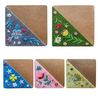 1Pc Flowers Embroidery Bookmark Elegant Felt Flower Corner Paper Clip Corner Page Marker Pagination Mark For Reader Teacher