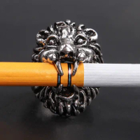 Exquisite Lion King Ring Men's Personality Cigarette Holder Finger Ring Lazy Smoking Cigarette Holder Cigar Clip Accessories