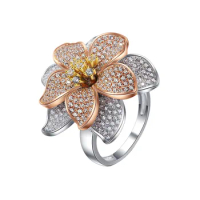 2023 New Flower Ring S925 Silver Exotic Style Gold Electroplated Three Color Ring