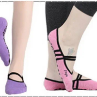 DHL 100pair Sporting Antiskid Cotton Socks/Gloves Women Non Slip Silicone Ballet Ankle Socks Dancing/Yoga Exercise Accessories
