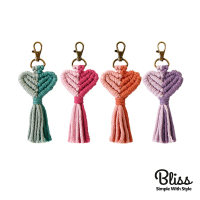 【Bliss BKK】雙色編織流蘇愛心吊飾 包包搭配首選 鑰匙圈(4色可選)