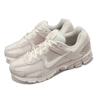 【NIKE 耐吉】休閒鞋 Zoom Vomero 5 男鞋 女鞋 奶茶色 復古 運動鞋 老爹鞋 網布(HF1553-100)