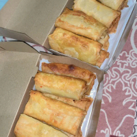 Lumpia Ayam Suwir Pedas Frozen - Snack Makanan isi 6