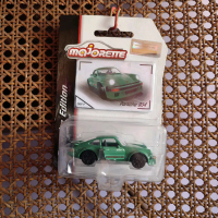 majorette porsche 934 hijau