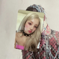 Ghi chú thẻ đặc biệt của cô gái (G) I-DLE, bài hát Yoo-ki, bài hát Solo của Yoo-ki, vòng cổ thẻ nhỏ 