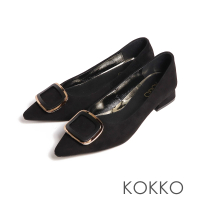 【KOKKO 集團】KOKKO異材質方形飾扣典雅尖頭粗跟包鞋(黑色)