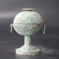 Collection of old Chinese bronzes, retro Han Dynasty, utensils, binaural aromatherapy burners, small ornaments