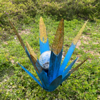 Metal Agave Artificial Tequila Landscape Sculpture Metal Agave Plant LED Solar Light Hand Painted Metal Agave Home Decoration