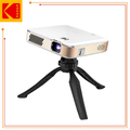 KODAK LUMA450 便攜式智能迷你投影機 - 1920x1080 Full HD 分辨率，內建 Android™ 9.0 OS