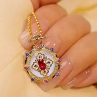 Fashion Ruby Necklace Women's Vintage 18K Gold Inlaid Diamond White Fritillaria Necklace Colorful Gem Pendant